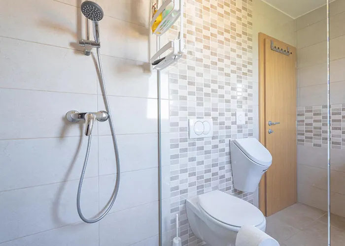 Vineyard Vrbek بيت للعطل *